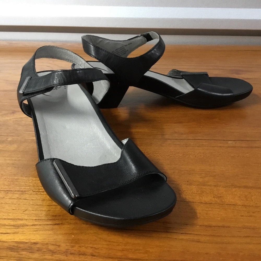 Abeo Women Ruby Black Leather Mid Heel Comfort Slingback Sandal Size 10N